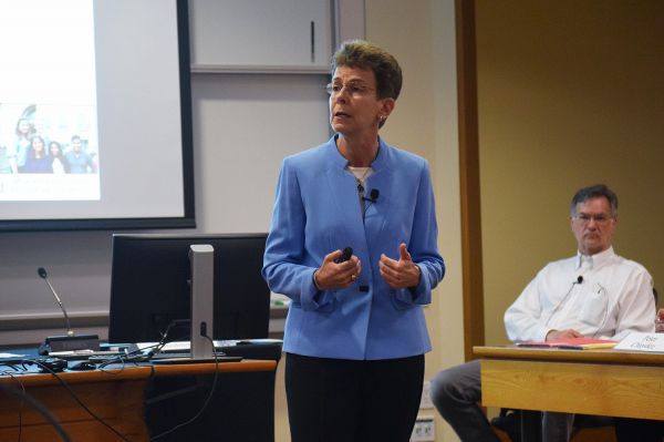 Patricia Gumport, vice provost for graduate education and postdoctoral affairs, speaking at Faculty Senate meeting of April 25, 2019.