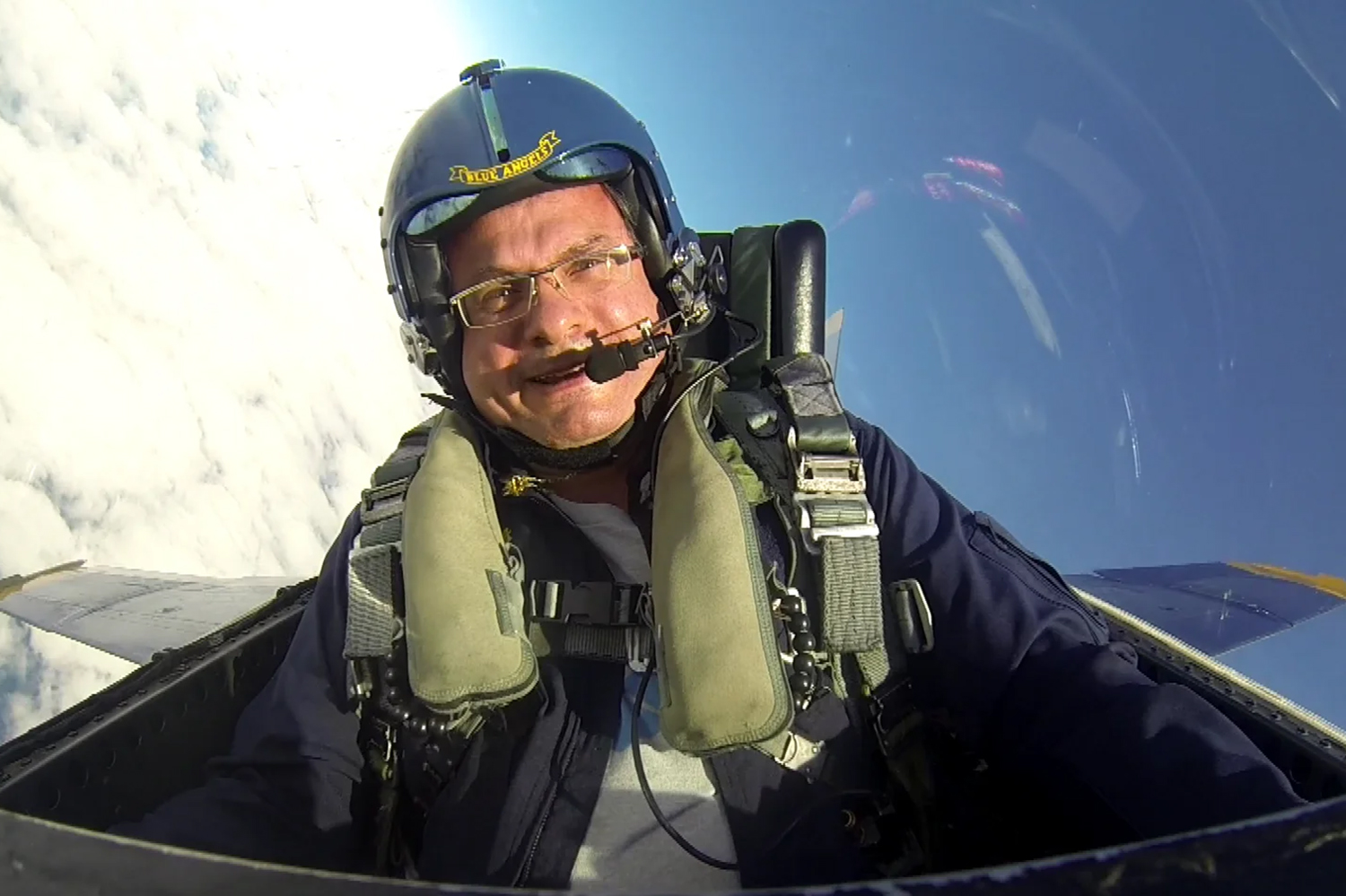 Image of Charbel Farhat during a high-G turning maneuver aboard an F/A-18F Super Hornet.