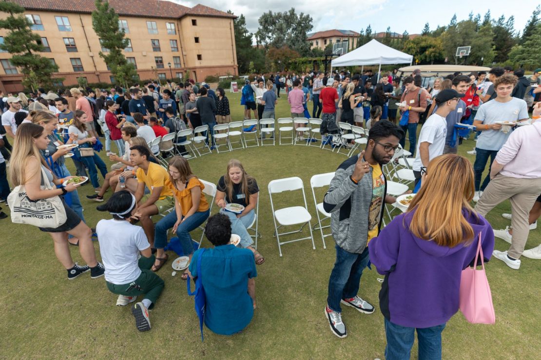 A week of welcome for new graduate students | Stanford Report