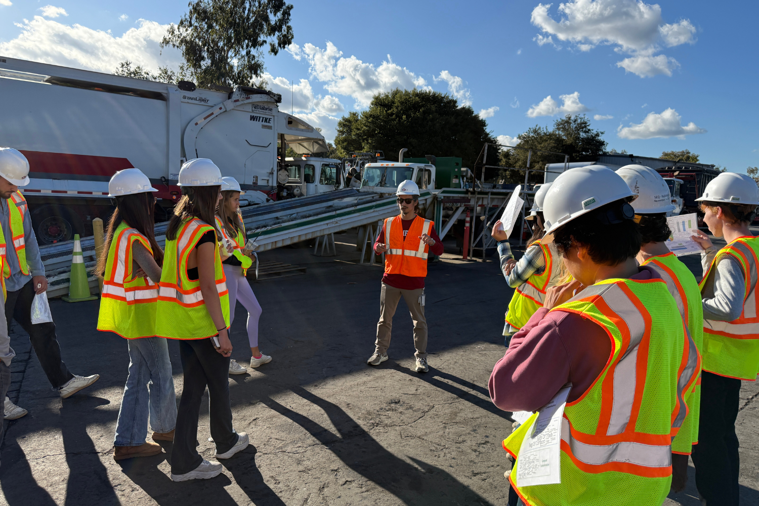 Students visit recycling center at Peninsula Sanitary Service Inc.