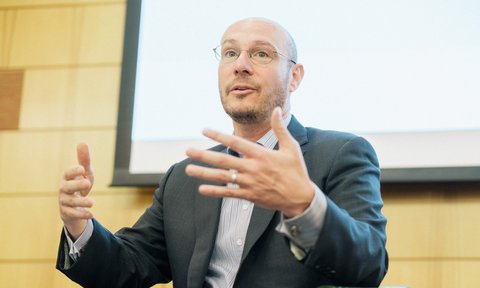 Speaker Derek Kaufman, founder and CEO of Inclusive Abundance.