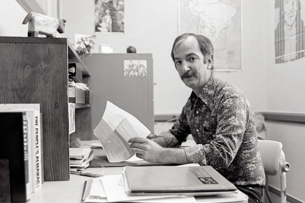 James M. Breedlove works at the Stanford University Libraries in this 1976 photo.