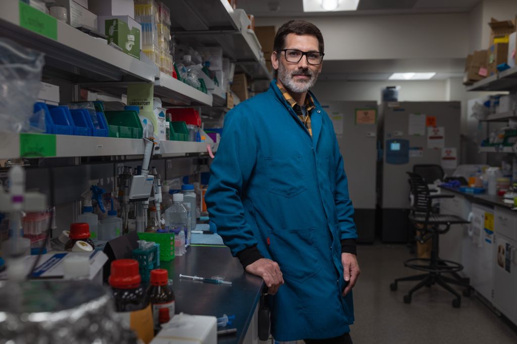 Eric Appel standing in his lab