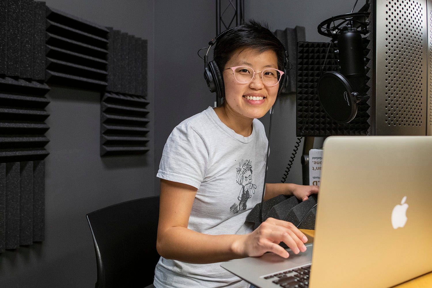 Irena Fischer-Hwang in the space (room 069 in the Packard Electrical Engineering building) that she created to record the podcast The Informaticists. The podcast created and launched in the Autumn 2018 quarter.