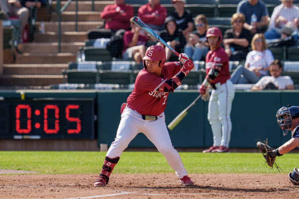 Rintaro Sasaki playing baseball at Stanford