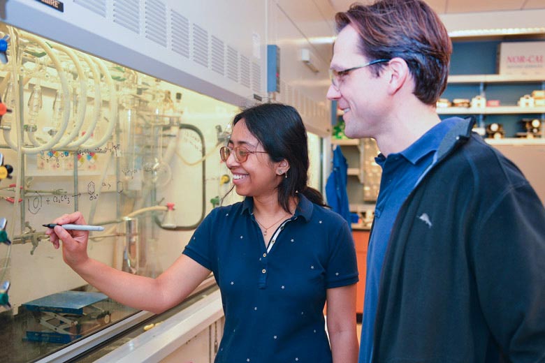 Chemistry graduate student Aanindeeta Banerjee and Assistant Professor Matthew Kanan 
