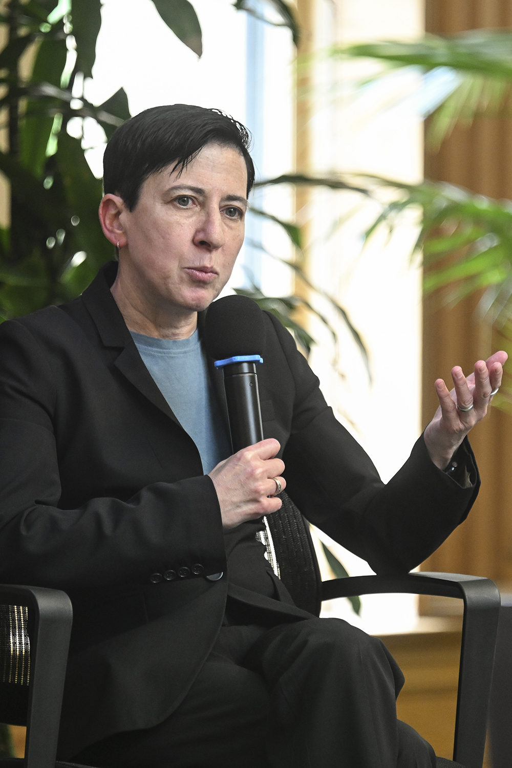 Jennifer Kates speaking at a panel discussion.