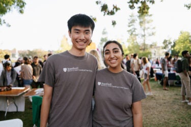 Students in School of Medicine t-shirts
