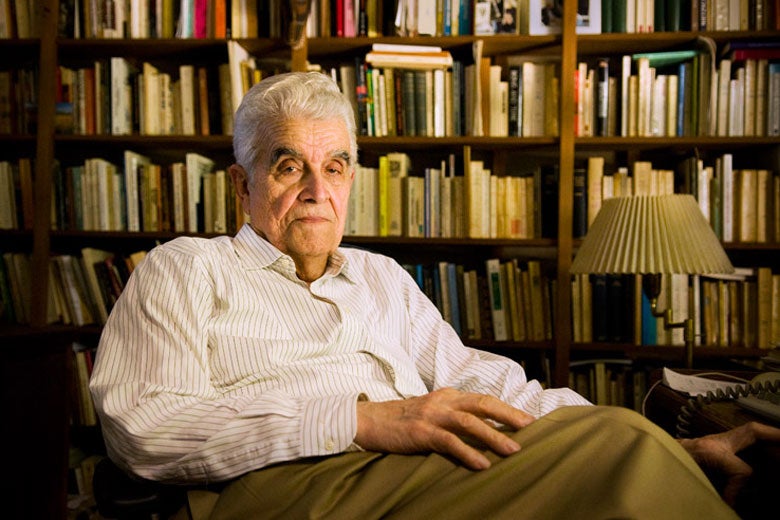 Rene Girard in his library / L.A. Cicero