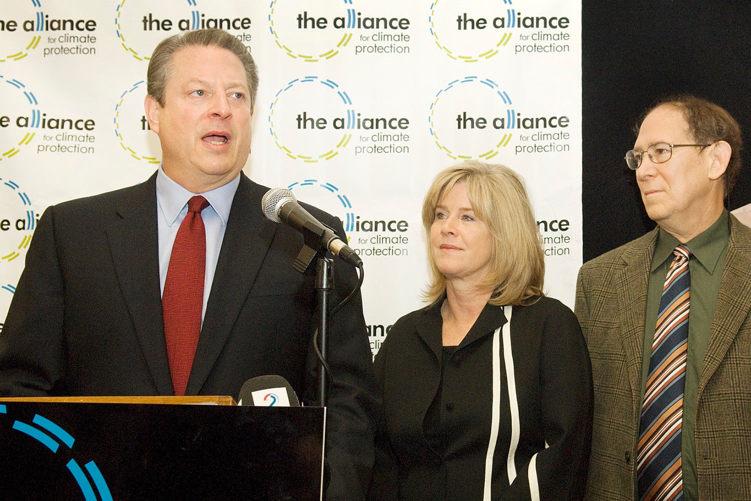 10/12/2007 After the Nobel Peace Prize was awarded to Al Gore and to the United Nations' Intergovernmental Panel on Climate Change (IPCC), Gore spoke at a press conference at the Alliance for Climate Protection in Palo Alto. Standing with Gore are his wife Tipper and Stanford professor Stephen Schneider.